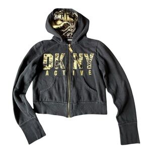 DKNY black zip up hoodie with gold camo print logo #Camo #Hoodie #DKNY
Med.